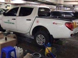 Jual Mitsubishi Triton 2014 harga murah di DKI Jakarta 4