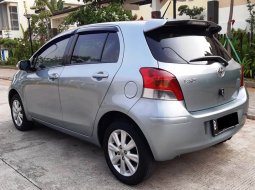 Toyota Yaris J AT 2010 DP minim  4