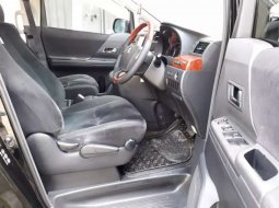 Mobil Toyota Vellfire 2011 terbaik di Jawa Barat 7