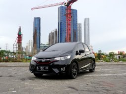 2016 Honda Jazz RS 1.5 AT Limited Edition Hitam Surabaya 1