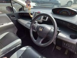 Honda Freed 2011 Riau dijual dengan harga termurah 7