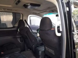 Mobil Toyota Vellfire 2011 terbaik di Jawa Barat 12