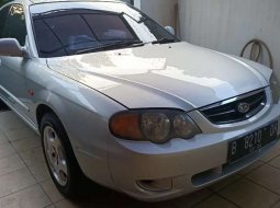 Mobil Kia Spectra 2002 terbaik di Banten 1