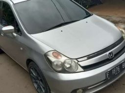 Jual cepat Honda Stream 1.7 2005 di Jawa Barat 5