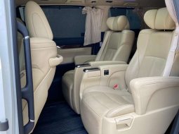 Jual mobil bekas murah Toyota Alphard G 2018 di Jawa Timur 4