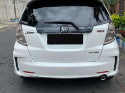 Mobil Honda Jazz 2014 RS terbaik di Jawa Timur 3