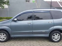 Mobil Daihatsu Xenia 2009 Xi dijual, Jawa Timur 9