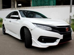 Honda Civic ES Prestige 2018 Putih 3