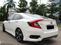 Honda Civic ES Prestige 2018 Putih 4