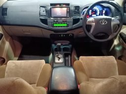 Toyota Grand Fortuner 2.5 G TRD Sportivo AT 2015 Putih Km Rendah 5