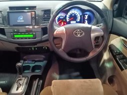 Toyota Grand Fortuner 2.5 G TRD Sportivo AT 2015 Putih Km Rendah 7