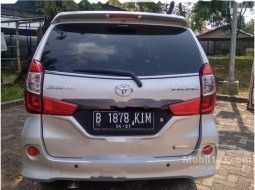 Mobil Toyota Avanza 2016 Veloz dijual, Jawa Barat 5