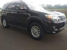 Mobil Toyota Fortuner 2013 G dijual, Banten 9