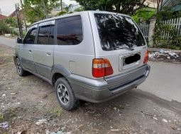 Toyota Kijang Krista Diesel Solar 2000 1