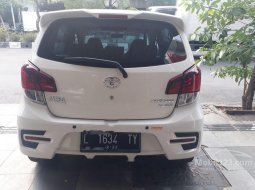 Mobil Toyota Agya 2017 terbaik di Jawa Timur 7