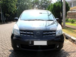 Nissan Grand Livina XV 2010 Hitam 3