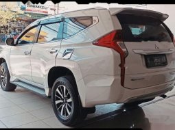 Jual mobil bekas murah Mitsubishi Pajero Sport Dakar 2017 di Jawa Timur 11