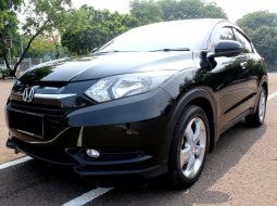 Honda HR-V E 2015 Hitam 2