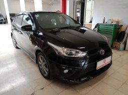 Toyota All New Yaris S TRD Sportivo AT 2015 Hitam Km Rendah Antik 3