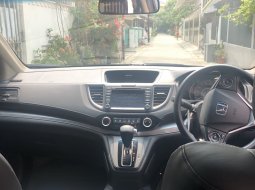 Honda CR-V 2.0 AT 2016 Hitam 5