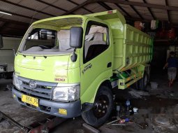 Mobil Hino Dutro 2019 terbaik di DKI Jakarta 4