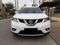 Nissan X-Trail 2.5 AT CVT 2015 Putih 1