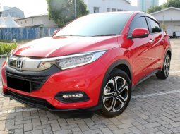 Honda HR-V E Special Edition 2019 Merah 3