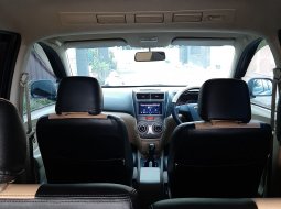 Toyota Avanza G  7