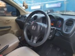 Honda Mobilio S  7