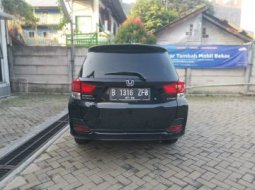 Honda Mobilio S  5