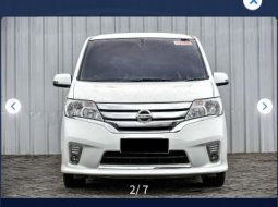 Nissan Serena Highway Star  1