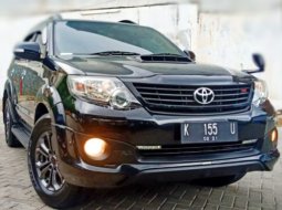 Toyota Fortuner Vnt  TRD Sportivo Diesel Matic 2015 Hitam 2