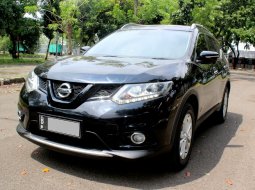 Nissan X-Trail 2.0 2015 Hitam 1