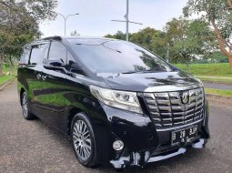 Mobil Toyota Alphard 2017 G terbaik di Banten 7