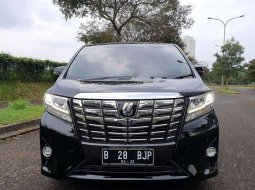 Mobil Toyota Alphard 2017 G terbaik di Banten 6