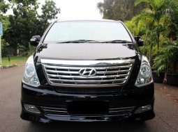 Hyundai H-1 XG Bensin 2012 Hitam 2