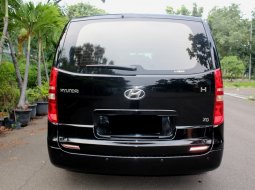 Hyundai H-1 XG Bensin 2012 Hitam 6