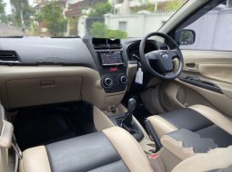 DKI Jakarta, Daihatsu Xenia R 2012 kondisi terawat 9