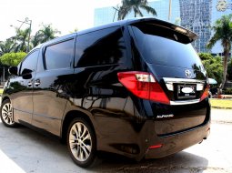 Toyota Alphard S 2010 Hitam 4