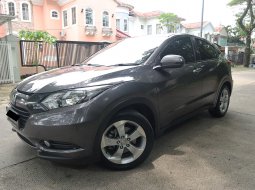 Honda Hrv 1.5 E AT 2016 Abu-abu 1