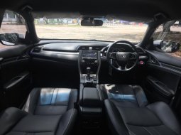 Honda Civic Turbo 1.5 Automatic 2019 Hatchback 11
