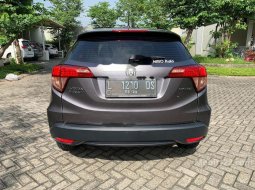 Mobil Honda HR-V 2017 E terbaik di Jawa Timur 5