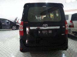 Jual mobil bekas murah Toyota NAV1 V 2013 di Jawa Timur 4