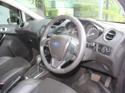 Ford Fiesta S at 2013 Putih (new model) 8