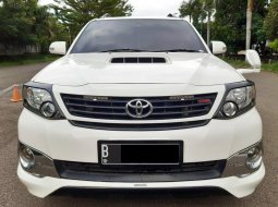 Toyota Fortuner VNT TRD 2013 AT Diesel 2