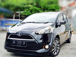 Toyota Sienta V  Matic Tahun 2018 Hitam, Low Km 4