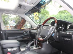 Lexus LX 570 at 2012 Putih - Unit istimewa  8