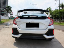 Honda Civic E CVT 2018 Putih 6