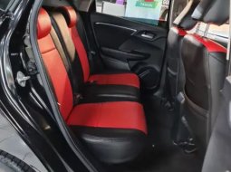 2015 Honda Jazz RS 1.5 AT Bensin Hitam Surabaya 4