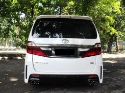 Toyota Alphard GS A/T 2013 Putih 5